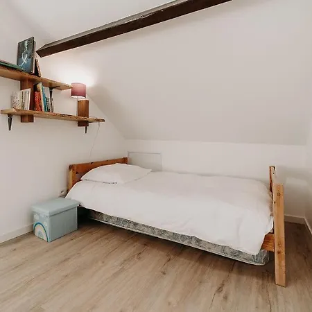 Aux Larges Pierres *