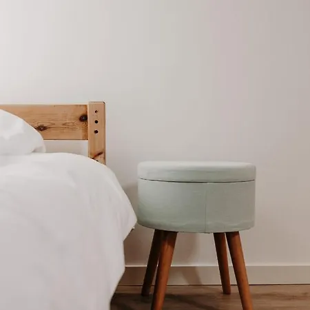 アパート Aux Larges Pierres アンエ