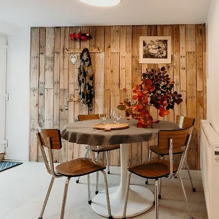 Aux Larges Pierres アンエ