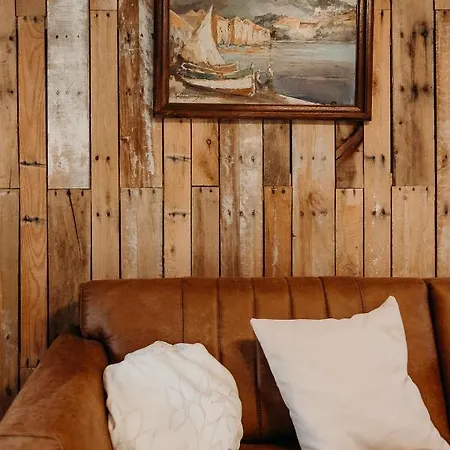 Aux Larges Pierres * アンエ